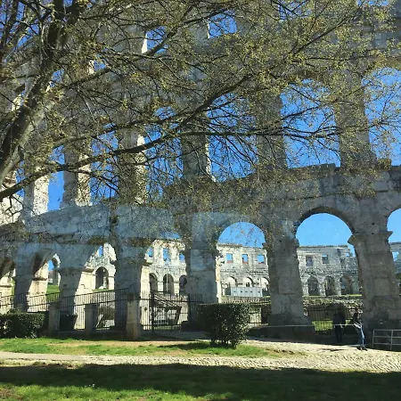 Apartment Flat Sweet Dream Pula
